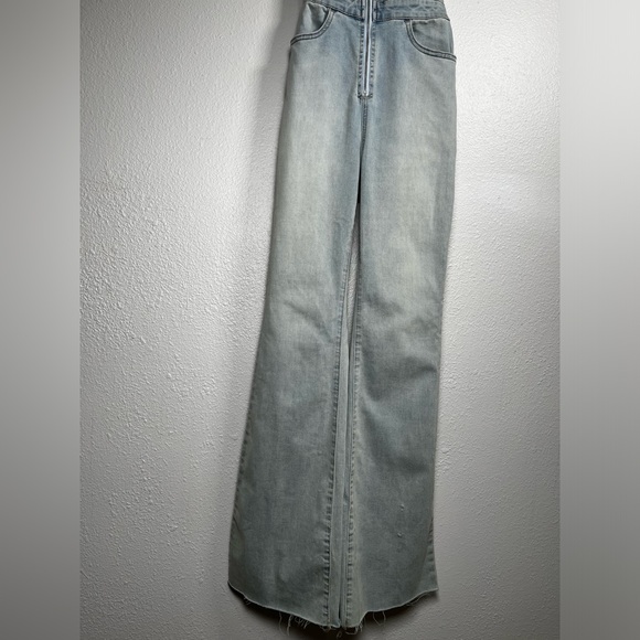 We the free light wash 2nd ave curvy jumpsuit size 0 new with tags - Picture 8 of 13